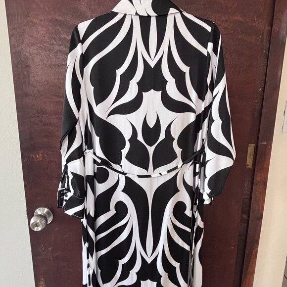 A Worthington Piece - Picture 2 of 2